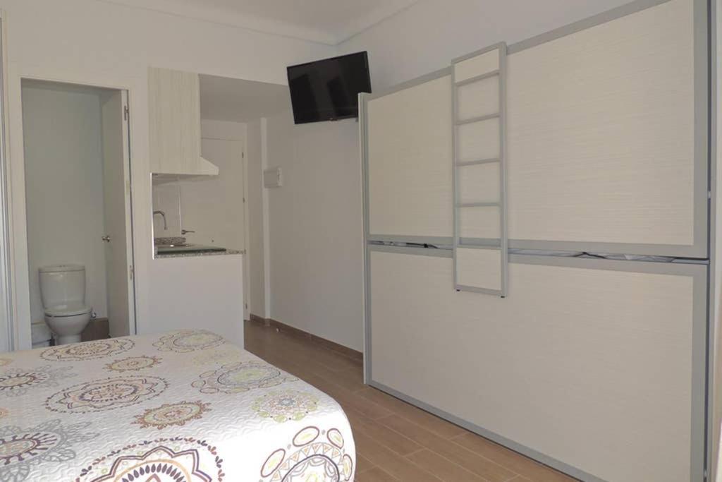 Апартаменты Carihuela Palace Studio 419 Beach - Playa Торремолинос Экстерьер фото